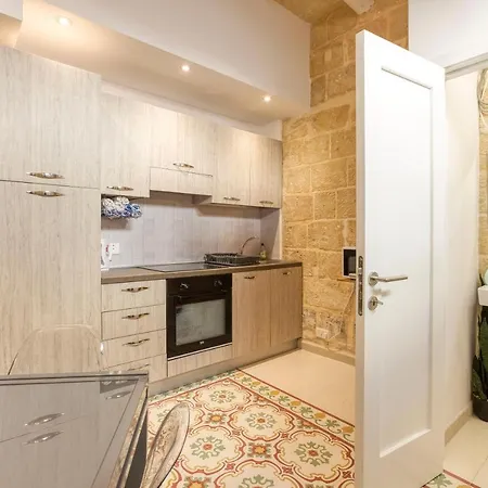 Authentic 2br House Of Character With Terrace By 360 Estates *