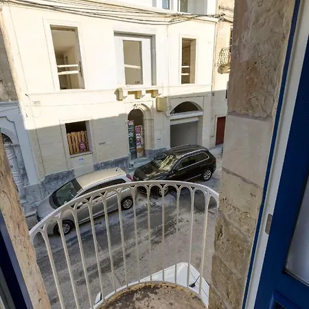 Authentic 2br House Of Character With Terrace By 360 Estates *