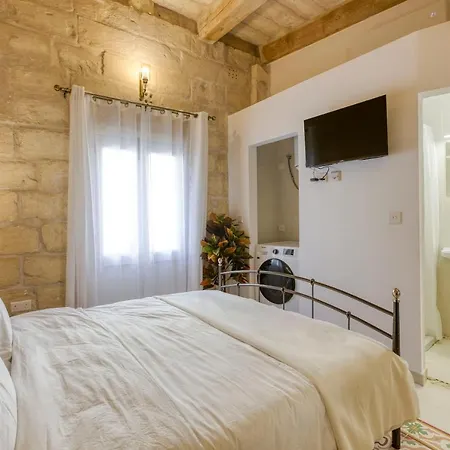 Apartment Authentic 2br House Of Character With Terrace By 360 Estates *