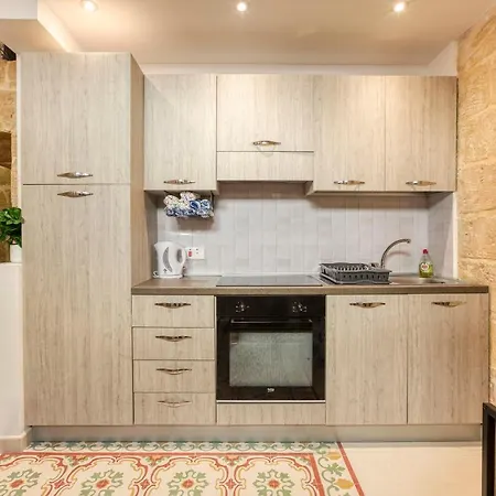 Authentic 2br House Of Character With Terrace By 360 Estates
