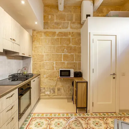 Apartment Authentic 2br House Of Character With Terrace By 360 Estates *