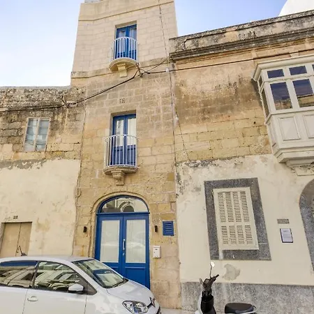 Authentic 2br House Of Character With Terrace By 360 Estates Apartment
